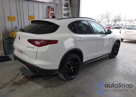 2018 Alfa Romeo Stelvio Ti Sport Awd z USA, uszkodzony, nr VIN ZASFAKNN1J7B98174